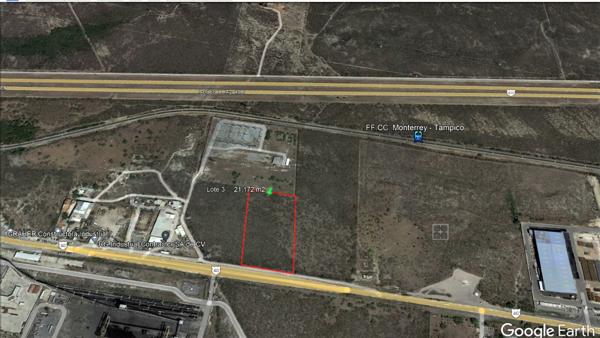 Terreno en Venta en PEMEX Refinería casi plano, con 120 m de frente