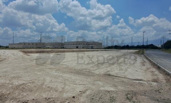 Naves Industriales en Renta en Dulces Nombres