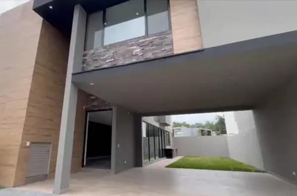 Casas en Venta en Altares Residencial Santiago N. L. Casas en Venta en Altares Residencial Santiago N. L.