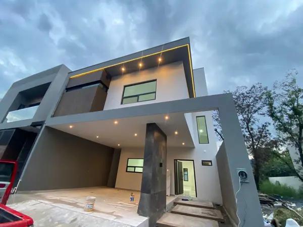 CASA VENTA CARRETERA NACIONAL BRISAS DEL VERGEL MONTERREY N. L.