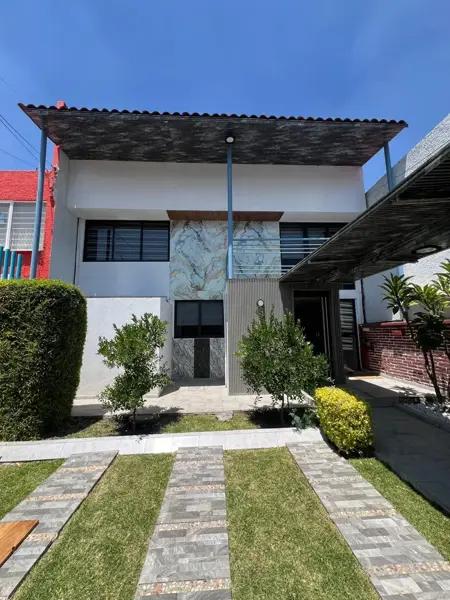 Casa en Venta en Prado Coapa 2a Secc. con Jardín Privado y Seguridad