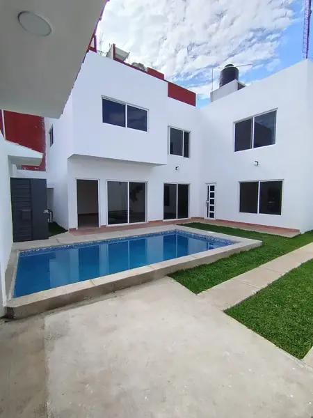 Casa Nueva super ubicada