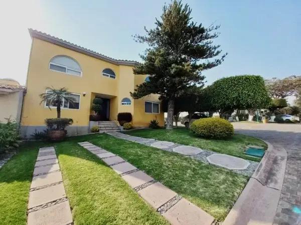 Casa en VENTA Lomas de Cortes, Cuernavaca Casa en VENTA Lomas de Cortes, Cuernavaca