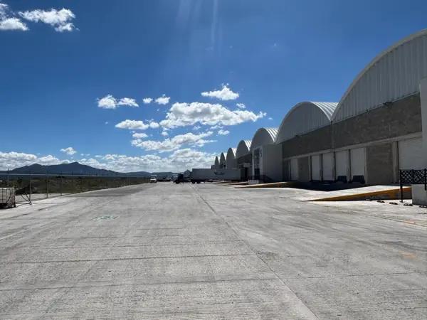SE RENTA BODEGA 1,470 m2 CARR. PACHUCA A CD. SAHAGÚN EN PACHUCA HGO.
