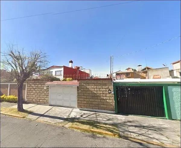 Casa en Venta en Metepec, San Jerónimo Chicahualco