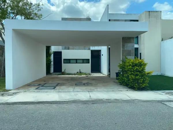CASA EN RENTA EN PRIVADA – AMPLITUD, CONFORT Y AMENIDADES
