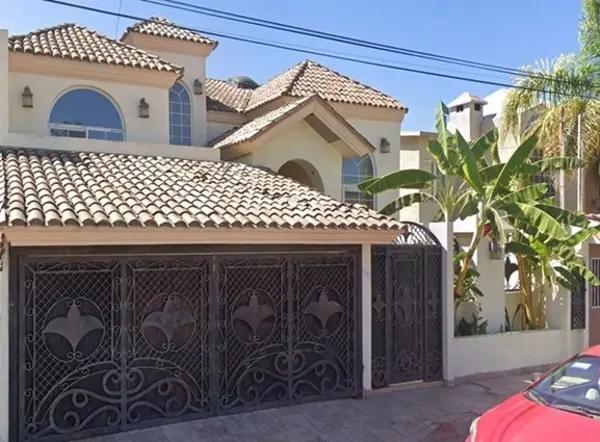 BONITA CASA EN VENTA EN TIJUANA, BAJA CALIFORNIA