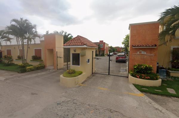 CASA EN REMATE SAN JAVIER, PARQUE LAS PALMAS, PUERTO VALLARTA , JALISCO.