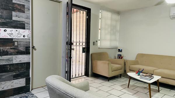 Casa en comunidad cerrada en Nuevo Vallarta, Valle Dorado, en venta