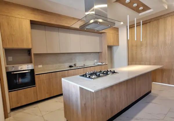 CASA EN VENTA EN RIO ALTOZANO, MORELIA