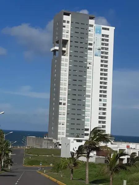 Departamento en venta en Torre playa marina con una vista espectacular al mar. ..