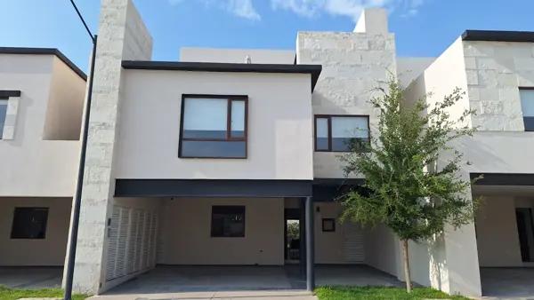 Invierte al Norte de la Ciudad | Casa con Alta Plusvalía y Amenidades