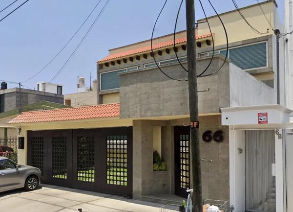 BONITA CASA EN VENTA EN CIUDAD SATELITE, NAUCALPAN DE JUAREZ