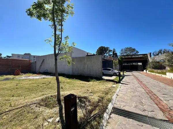TERRENO EN VENTA EN SANTIAGO MOMOXPAN, SAN PEDRO CHOLULA, PUEBLA