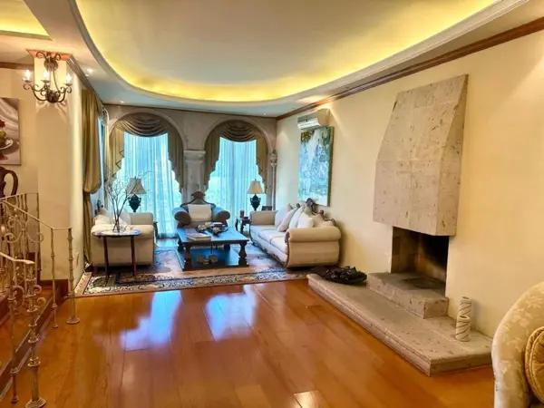 Casa en Venta con Amplios Espacios en Colinas de la Sierra Madre, San Pedro Garza García