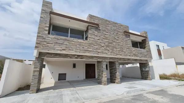 CASA EN VENTA LAS CRUCES CAMPO DE GOLF ZONA APODACA