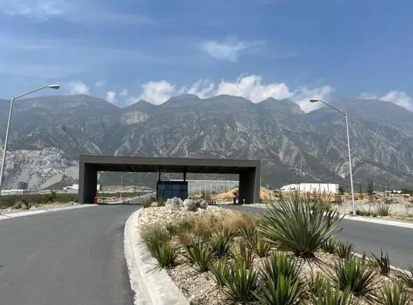 TERRENO INDUSTRIAL EN VENTA ZONA SANTA CATARINA