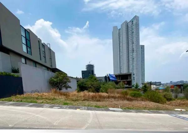 Terreno residencial en venta en Bosque Real, Huixquilucan