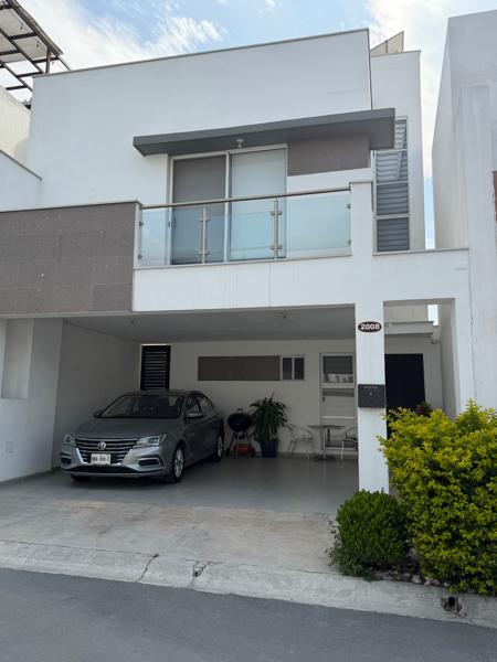 VENTA DE CASA EN ZONA CUMBRES GARCIA NUEVO LEON