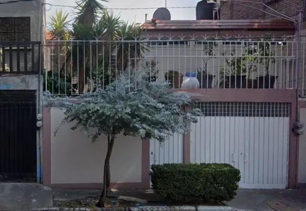Casa En Venta En Playa Guitarrón Reforma Iztaccihuatl Sur Iztacalco Ciudad de México CUCM 008 Casa En Venta En Playa Guitarrón Reforma Iztaccihuatl Sur Iztacalco Ciudad de México CUCM 008