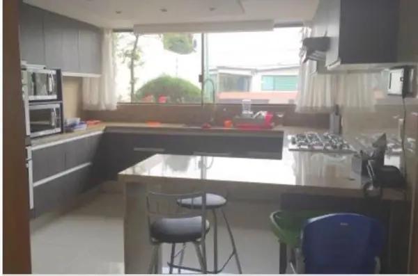 CASA EN VENTA EN LOMAS DE TECAMACHALCO