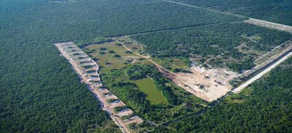 Terreno en venta en Chicxulub Pueblo, Mérida, Yucatán. 200 M2 a 5 Min. De la Playa