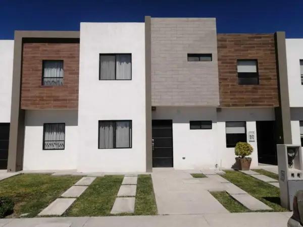 FRACC. TABACHINES ( MODELO PARVATI )