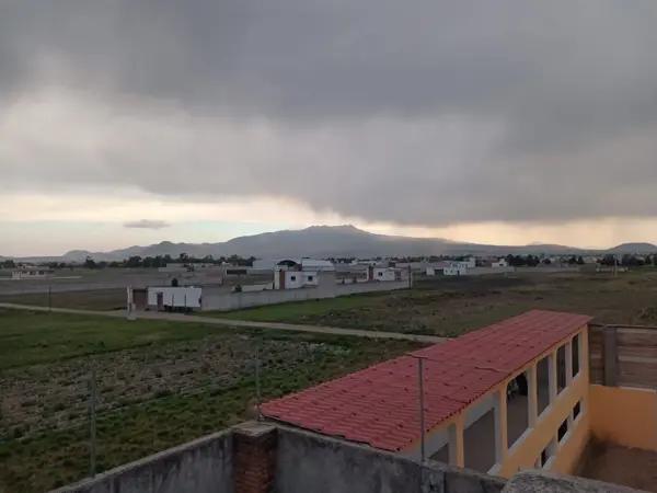 Terreno junto al fraccionamiento de condado del valle Terreno junto al fraccionamiento de condado del valle