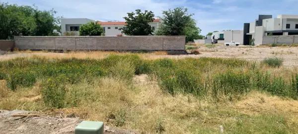 Terreno Residencial en Venta en Las Trojes, Torreón - Excelente Ubicación al Norte Terreno Residencial en Venta en Las Trojes, Torreón - Excelente Ubicación al Norte