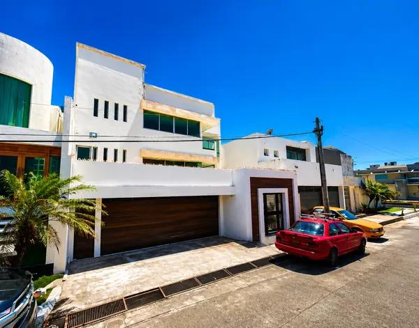 Casa de ADJUDICACION bancaria en venta ubicada en Cherna 200, Costa de Oro, 94299 Veracruz. Cmr