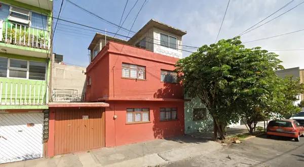 Casa en Venta en Gustavo A. Madero, Col. Nueva Tenochtitlan, CDMX.  LRE*