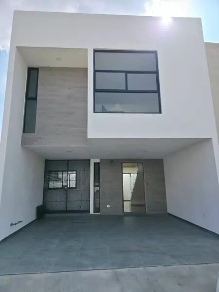 Casa en venta en Cuautlancingo: cerca de Periférico y VW Puebla