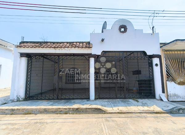 Casa independiente en venta en Ocuiltzapotlán, Tabasco - Excelente ubicación y precio atractivo Casa independiente en venta en Ocuiltzapotlán, Tabasco - Excelente ubicación y precio atractivo