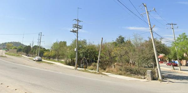 TERRENO COMERCIAL EN RENTA, MONTEMORELOS N.L.