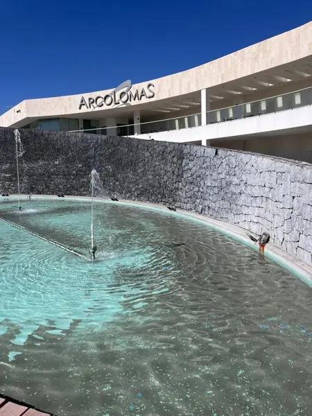 LOCALES EN RENTA EN PLAZA ARCO