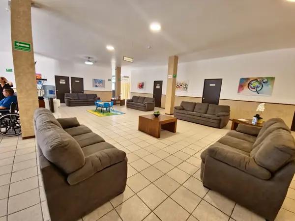 Se rentan consultorios en Cumbres