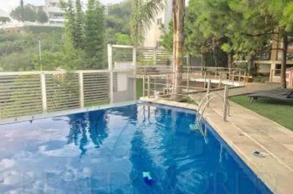 Casa en Venta en Valle con Alberca, cancha de Basquet, Fut y Tennis Casa en Venta en Valle con Alberca, cancha de Basquet, Fut y Tennis