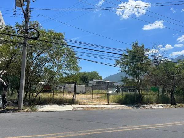 Terreno a la Venta Distrito TEC. Col. Altavista Terreno a la Venta Distrito TEC. Col. Altavista