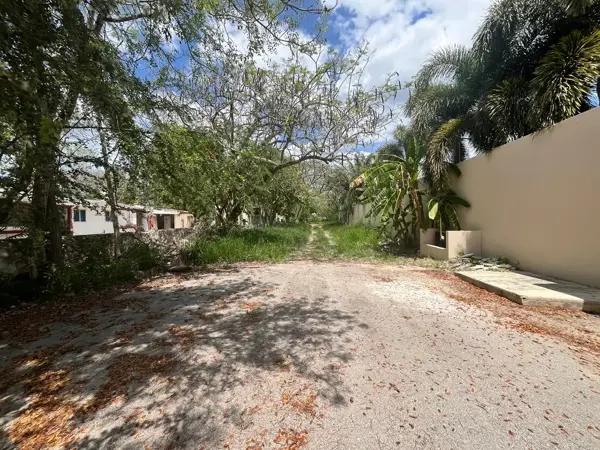 TERRENO EN VENTA EN MÉRIDA YUCATÁN EN TEMOZÓN NORTE, CERCANO AL PERIFÉRICO