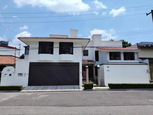Casa en Venta, C. Circunvalación Paraíso Sur N.8127, Fracc. Campestre El Paraíso, Zona Zavaleta, Pue