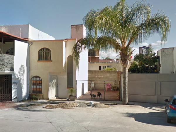 VENDO CASA EN LEON GTO.