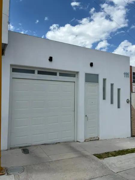 Venta de Casa en Una Planta en Villa Montaña, Aguascalientes, 3 Recámaras