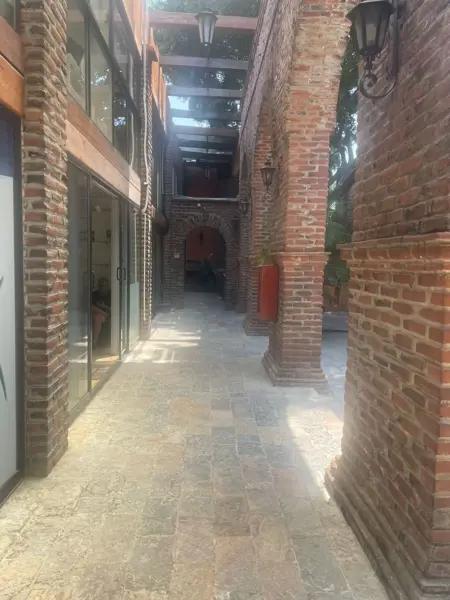 Se Renta Local en Plaza Las Ánimas, Vista Hermosa, Cuernavaca Morelos.