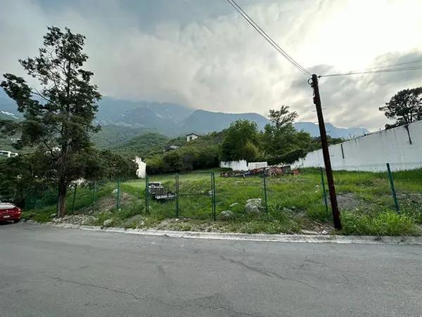 TERRENO EN VENTA VILLAS DEL PEDREGAL  SAN PEDRO
