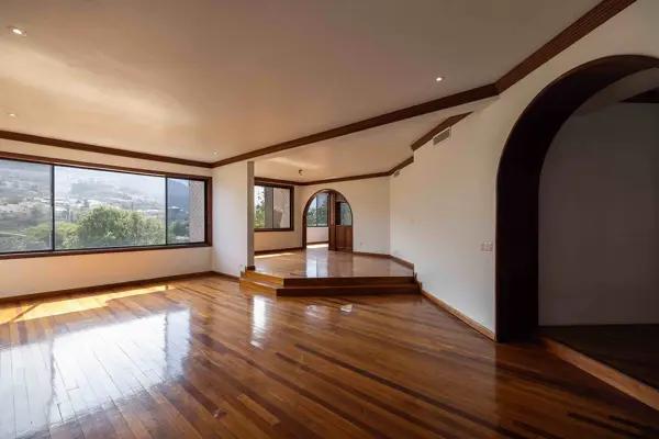 CASA EN VENTA EN COLORINES