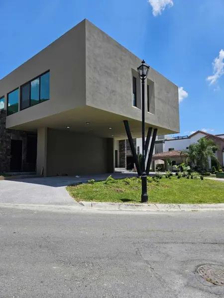 CASA EN VENTA EN LA HERRADURA