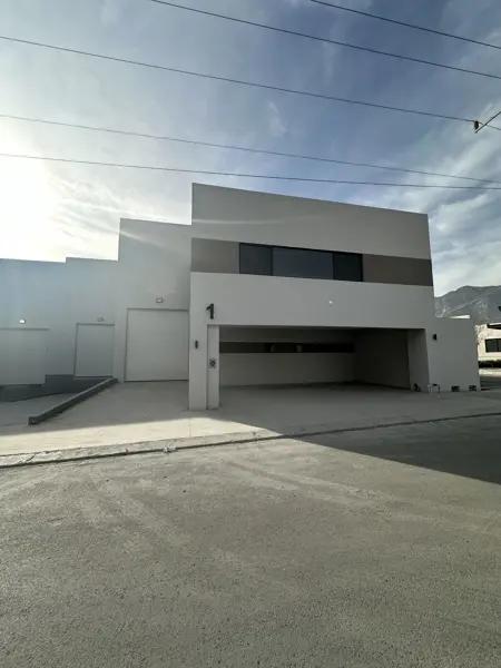 BODEGA COMERCIAL EN RENTA SANTA CATARINA PARQUE INDUSTRIAL