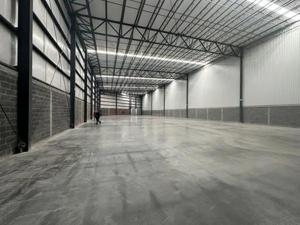 BODEGA COMERCIAL EN RENTA EN EL OBISPO SANTA CATARINA