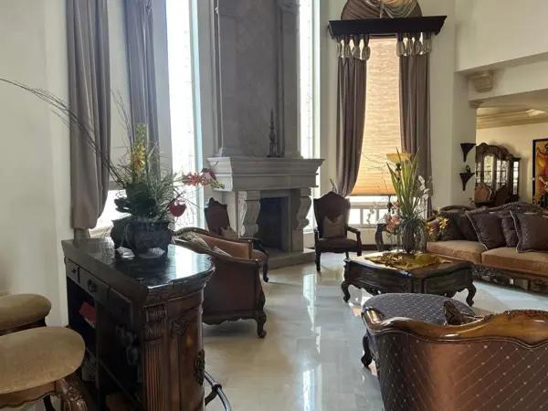 CASA EN VENTA LA HERRADURA C. NACIONAL CASA EN VENTA LA HERRADURA C. NACIONAL
