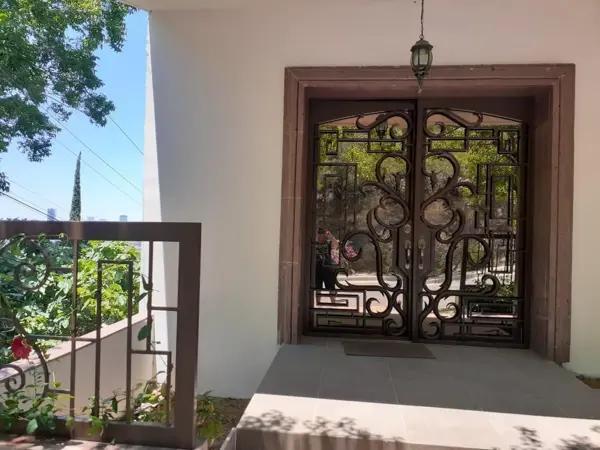 CASA EN VENTA EN VEREDALTA CASA EN VENTA EN VEREDALTA